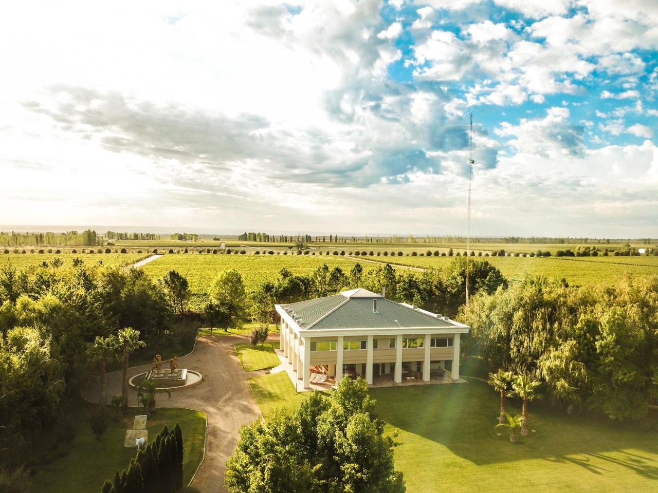 Estancia Mendoza Wine Hotel Tunuyán Eksteriør bilde